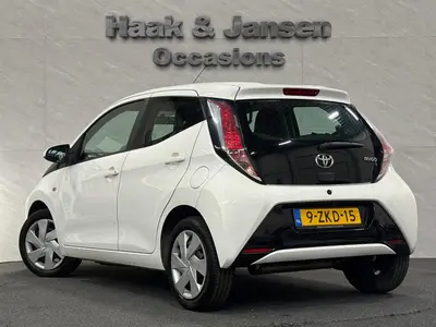 Toyota Aygo - Thumbnail 5