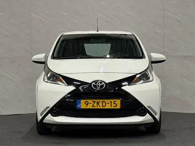Toyota Aygo - Thumbnail 6