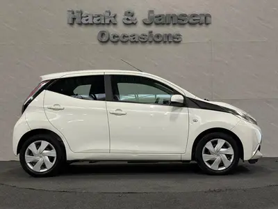 Toyota Aygo - Thumbnail 8