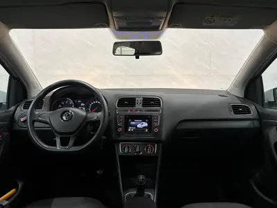 Volkswagen Polo - Thumbnail 12