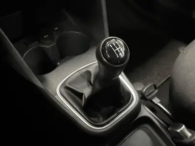 Volkswagen Polo - Thumbnail 18