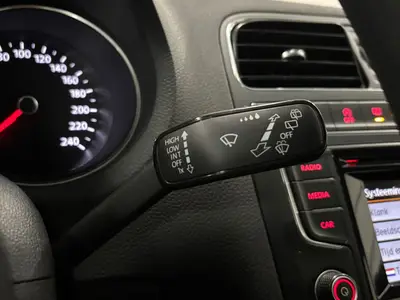 Volkswagen Polo - Thumbnail 19