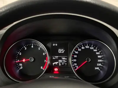 Volkswagen Polo - Thumbnail 20