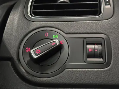 Volkswagen Polo - Thumbnail 23