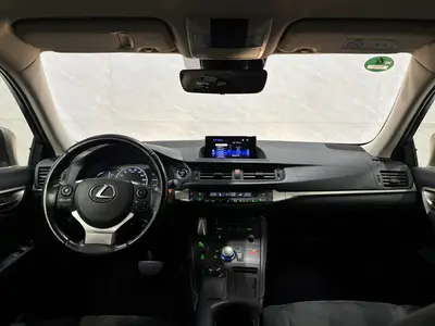 Lexus CT - Thumbnail 11