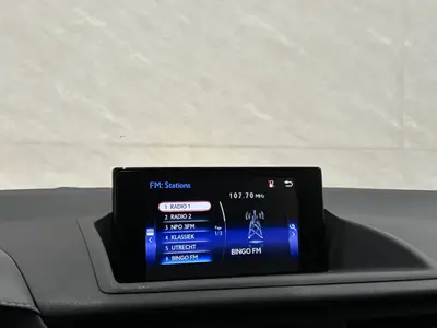 Lexus CT - Thumbnail 15