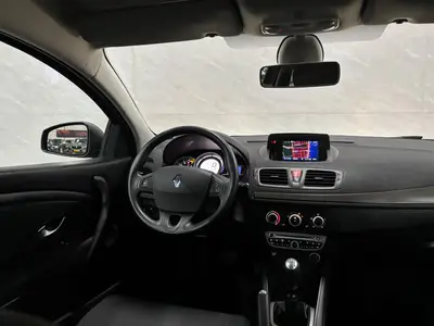 Renault Mégane - Thumbnail 14