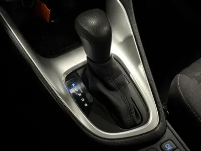 Toyota Yaris - Thumbnail 19