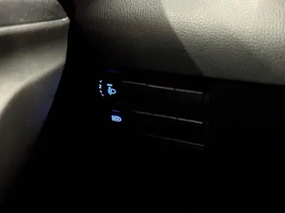 Toyota Yaris - Thumbnail 25