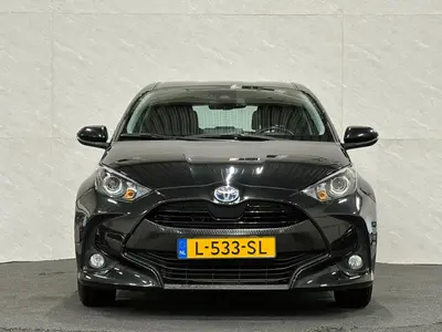 Toyota Yaris - Thumbnail 6