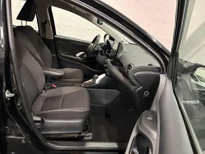 Toyota Yaris - Thumbnail 10