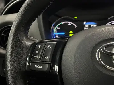 Toyota Yaris - Thumbnail 21