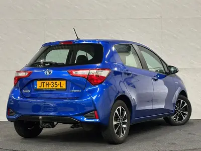 Toyota Yaris - Thumbnail 5