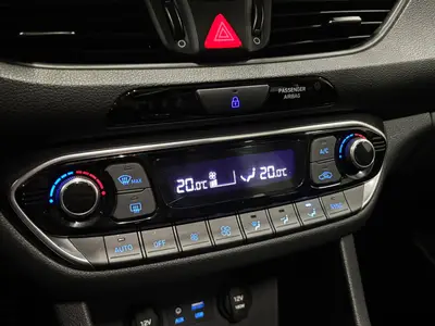 Hyundai i30 - Thumbnail 18