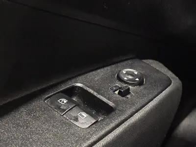 Hyundai i10 - Thumbnail 22