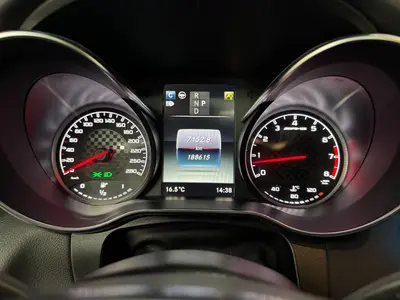 Mercedes-Benz GLC - Thumbnail 23