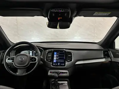 Volvo XC90 - Thumbnail 13