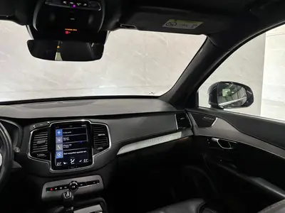 Volvo XC90 - Thumbnail 14