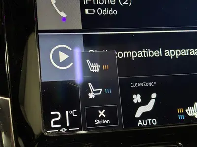 Volvo XC90 - Thumbnail 19