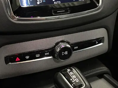 Volvo XC90 - Thumbnail 20