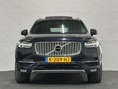 Volvo XC90 - Thumbnail 6