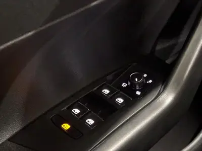 Volkswagen Polo - Thumbnail 27