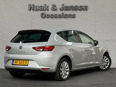 SEAT Leon - Thumbnail 3