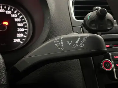 Volkswagen Polo - Thumbnail 20