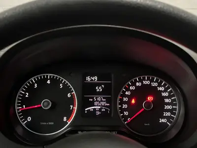 Volkswagen Polo - Thumbnail 23