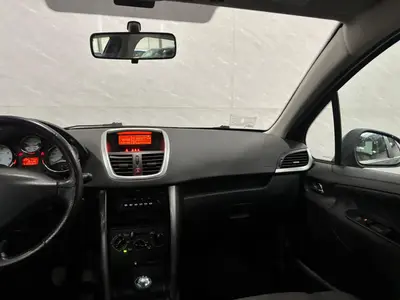Peugeot 207 - Thumbnail 13
