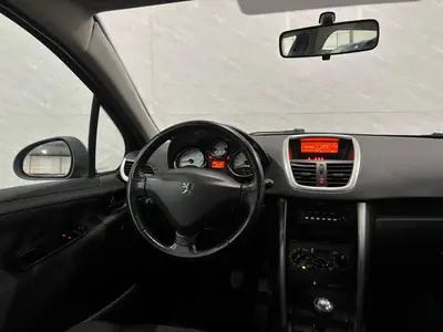 Peugeot 207 - Thumbnail 14