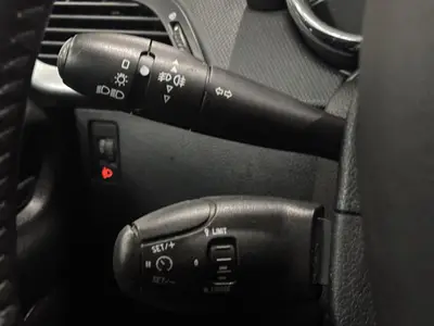 Peugeot 207 - Thumbnail 21