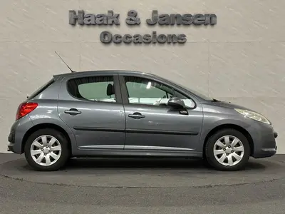 Peugeot 207 - Thumbnail 9