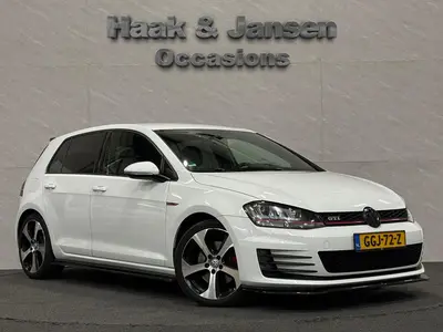 Volkswagen Golf - Thumbnail 3