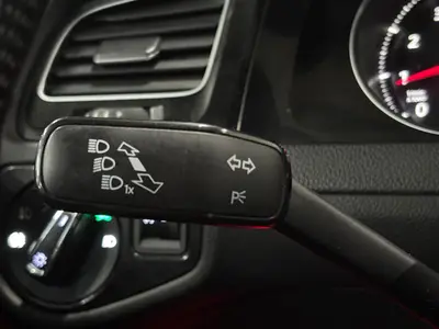 Volkswagen Golf - Thumbnail 22