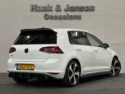 Volkswagen Golf - Thumbnail 5