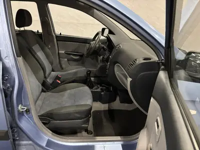 Kia Picanto - Thumbnail 10