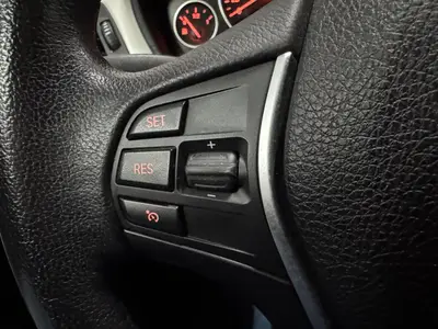 BMW 3 Serie - Thumbnail 22