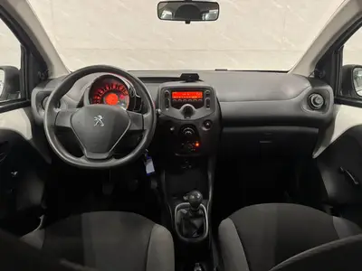Peugeot 108 - Thumbnail 12