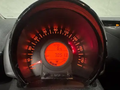 Peugeot 108 - Thumbnail 22