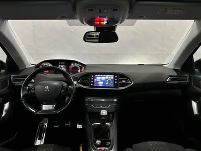 Peugeot 308 - Thumbnail 13