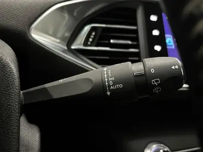 Peugeot 308 - Thumbnail 23