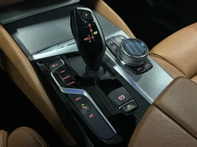 BMW 5 Serie - Thumbnail 21