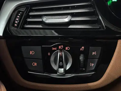 BMW 5 Serie - Thumbnail 28