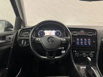 Volkswagen Golf - Thumbnail 13