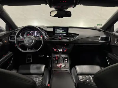 Audi RS7 - Thumbnail 12