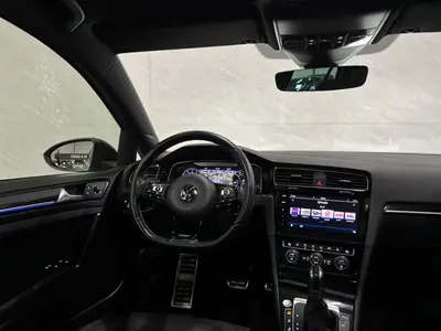 Volkswagen Golf - Thumbnail 14