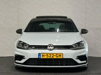 Volkswagen Golf - Thumbnail 5