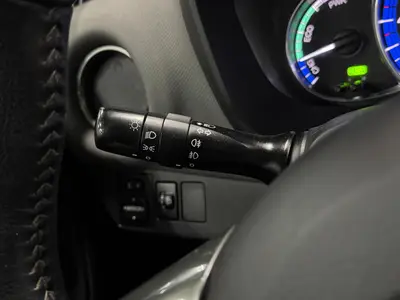 Toyota Yaris - Thumbnail 19