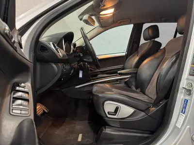 Mercedes-Benz M-Klasse - Thumbnail 10